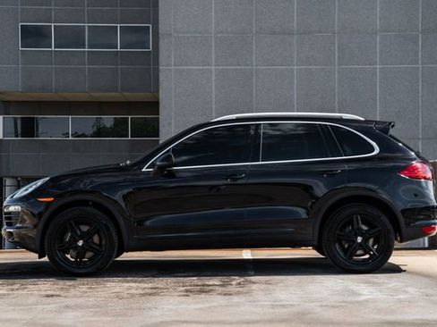 Used 2012 Porsche Cayenne image 39