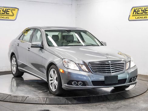 Used 2011 Mercedes-Benz E 350 Sedan image 5
