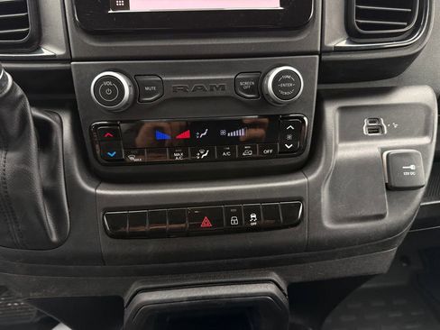 Used 2023 RAM ProMaster 2500 w/ Convenience Group image 30