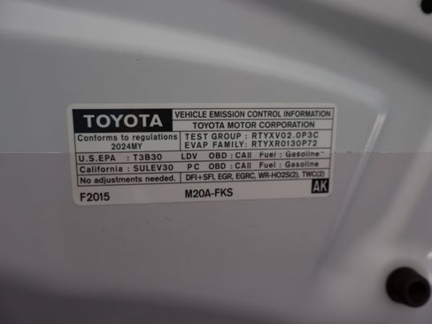 Used 2024 Toyota Corolla LE FWD image 19