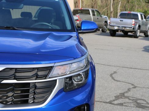 Used 2024 Kia Seltos LX image 13