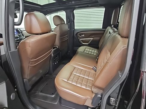 Used 2020 Nissan Titan Platinum Reserve w/ Moonroof Package image 33