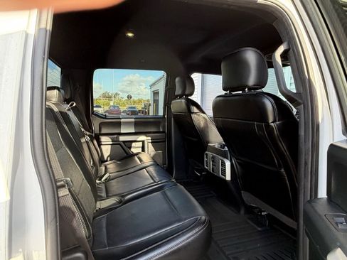 Used 2015 Ford F150 Lariat w/ Equipment Group 502A Luxury AWD/4WD image 16