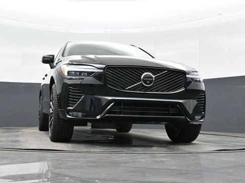 New 2026 Volvo XC60 B5 Ultra w/ Protection Package Premier image 25