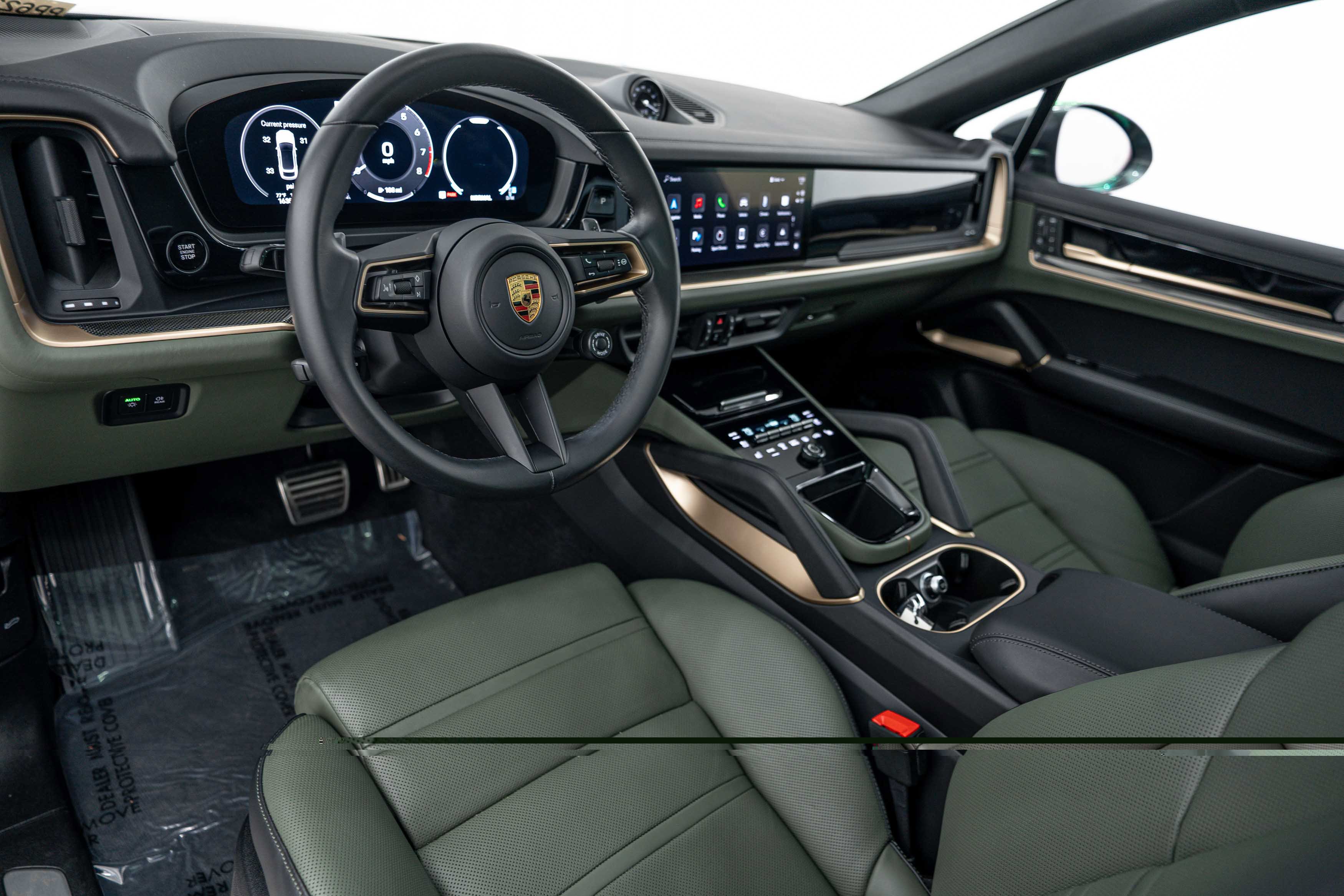 Certified 2024 Porsche Cayenne S AWD/4WD image 4