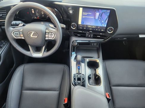 Used 2025 Lexus NX 250 250 Base w/ Accessory Package (Z1) image 27