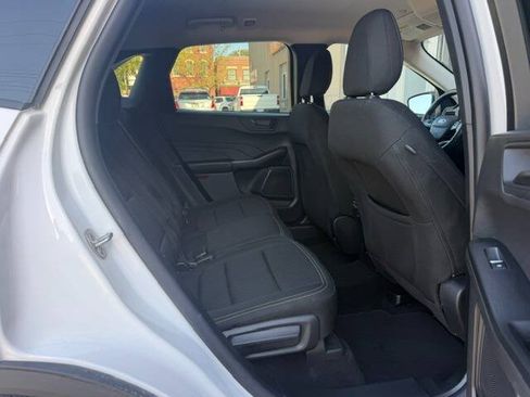 Used 2025 Ford Escape Active w/ Cold Weather Package AWD/4WD image 19