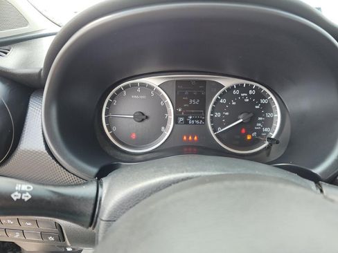 Used 2024 Nissan Kicks S FWD image 5