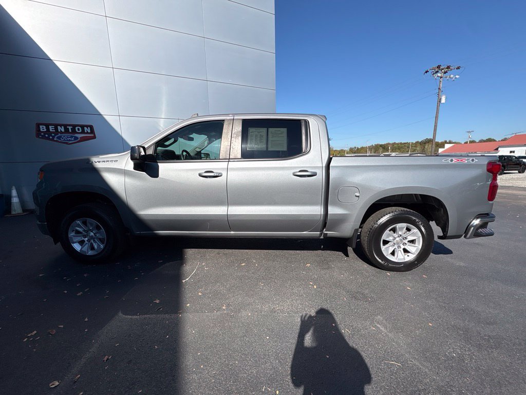 Used 2025 Chevrolet Silverado 1500 LT AWD/4WD image 6