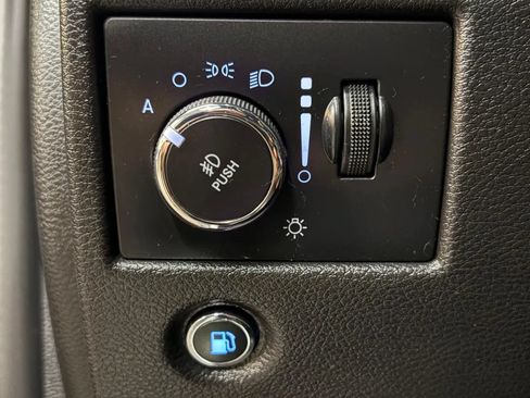 Used 2020 Jeep Grand Cherokee Limited w/ Trailer Tow Group IV AWD/4WD image 32