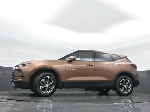 Used 2023 Chevrolet Blazer LT w/ Driver Confidence Package image 32