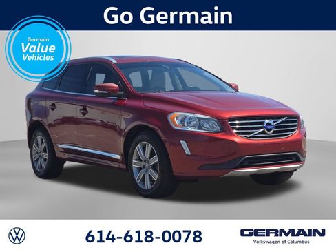 Used 2016 Volvo XC60 T6 w/ Proximity Package FWD image 3