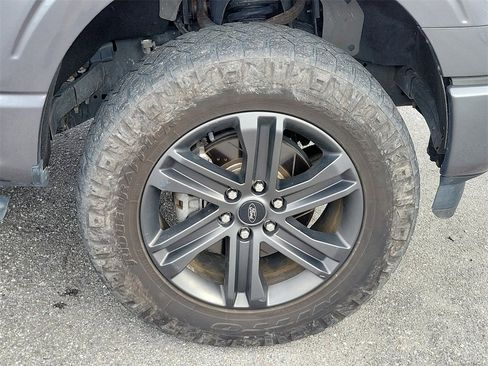 Used 2021 Ford F150 XLT w/ Equipment Group 302A High image 7