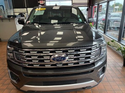 Used 2019 Ford Expedition Limited w/ Equipment Group 302A image 4