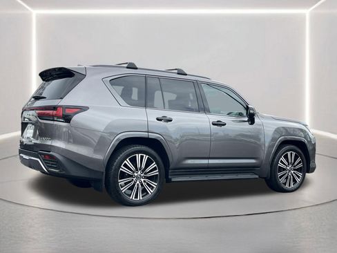 Used 2024 Lexus LX 600 4WD w/ Appearance Package image 34