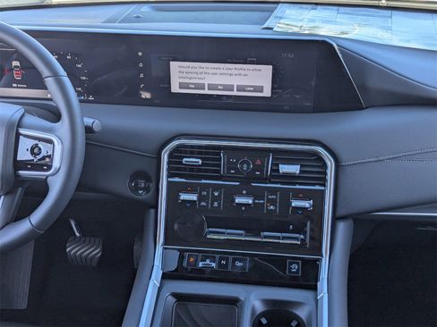 New 2025 Nissan Armada SV image 24