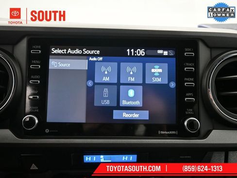 Used 2023 Toyota Tacoma TRD Off-Road image 15