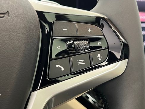 New 2026 BMW 330i xDrive 330i xDrive w/ Premium Package image 18