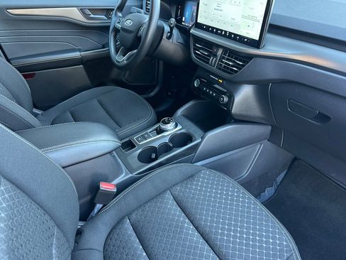 Used 2025 Ford Escape Active w/ Tech Pack #1 AWD/4WD image 20