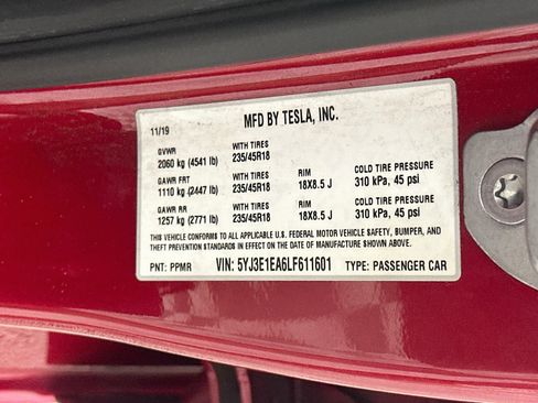 Used 2020 Tesla Model 3 Standard Range Plus RWD image 12