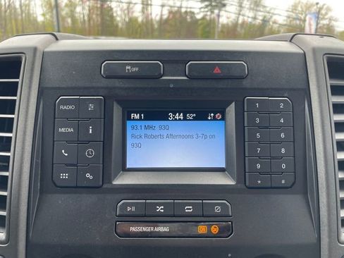 Used 2022 Ford F250 XL w/ Power Equipment Group AWD/4WD image 19