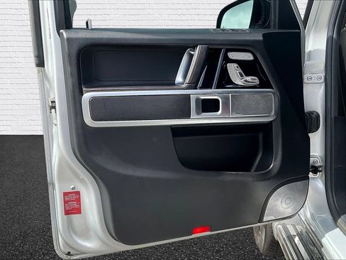 Used 2021 Mercedes-Benz G 550 w/ AMG Line image 17