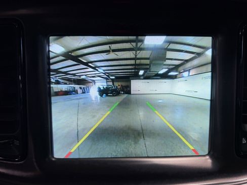 Used 2020 Dodge Challenger SXT w/ Plus Package image 10