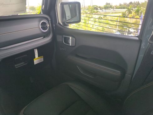 New 2026 Jeep Wrangler Sahara AWD/4WD image 17