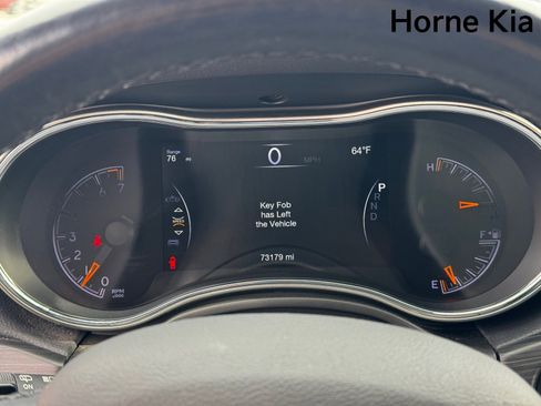 Used 2022 Jeep Grand Cherokee Limited image 16