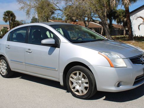 Used 2012 Nissan Sentra 2.0 S image 9