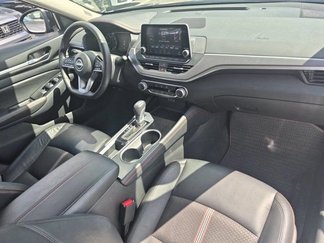 Used 2025 Nissan Altima 2.5 SR FWD image 31