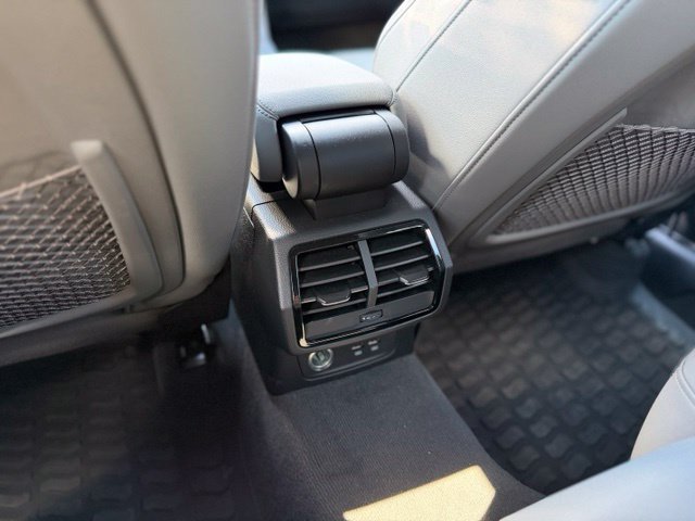 Used 2019 Audi Q3 2.0T Premium Plus AWD/4WD image 21