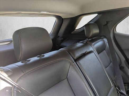 Used 2019 Chevrolet Equinox Premier FWD image 17