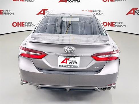 Certified 2022 Toyota Camry SE image 6