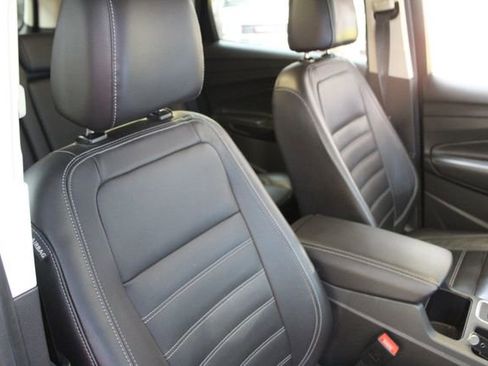 Used 2017 Ford Escape Titanium w/ Equipment Group 301A FWD image 11