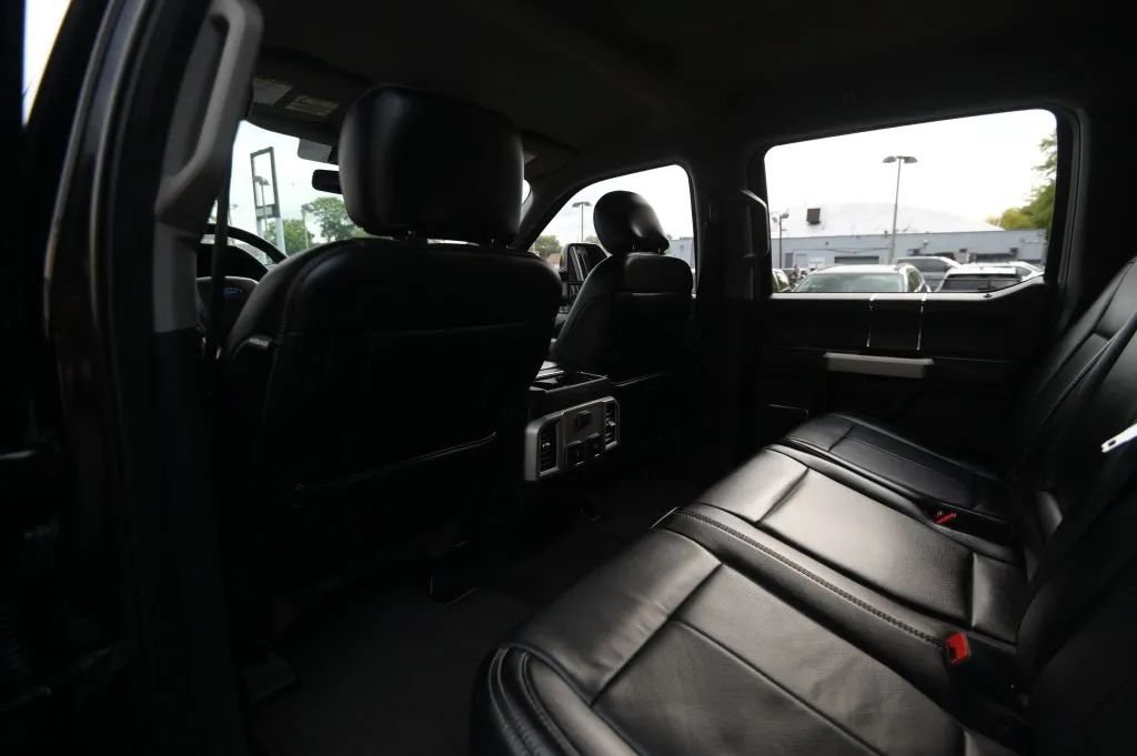 Used 2020 Ford F350 Lariat w/ Lariat Ultimate Package AWD/4WD image 48