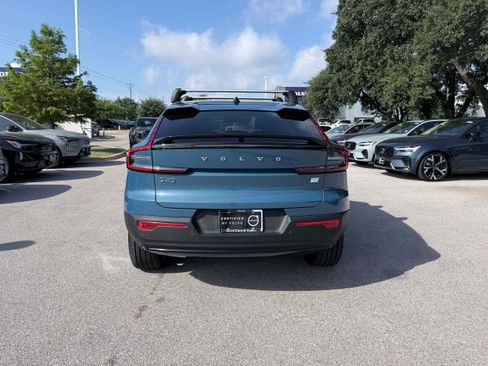 Certified 2023 Volvo C40 P8 Recharge Plus w/ Climate Package AWD/4WD image 5