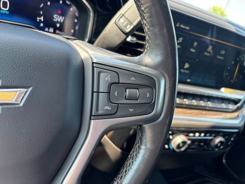 Used 2022 Chevrolet Silverado 1500 LT w/ Z71 Off-Road Package AWD/4WD image 29