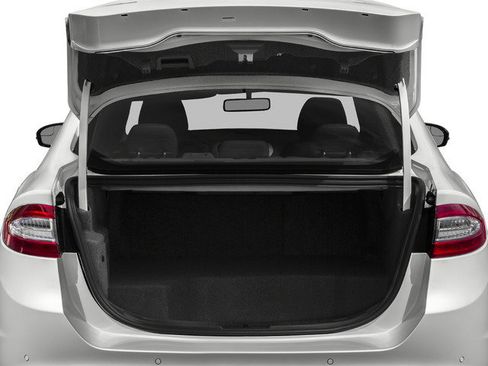 Used 2016 Ford Fusion Titanium FWD image 12
