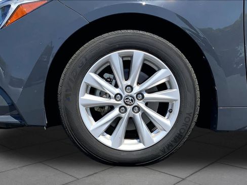 Certified 2025 Toyota Corolla LE w/ LE Premium Package FWD image 10