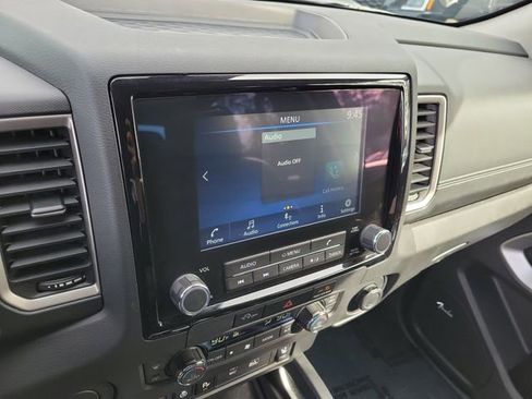 Used 2024 Nissan Frontier SL w/ Technology Package image 18