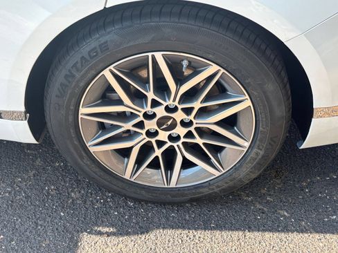 Used 2026 Genesis G80 2.5T AWD/4WD image 32