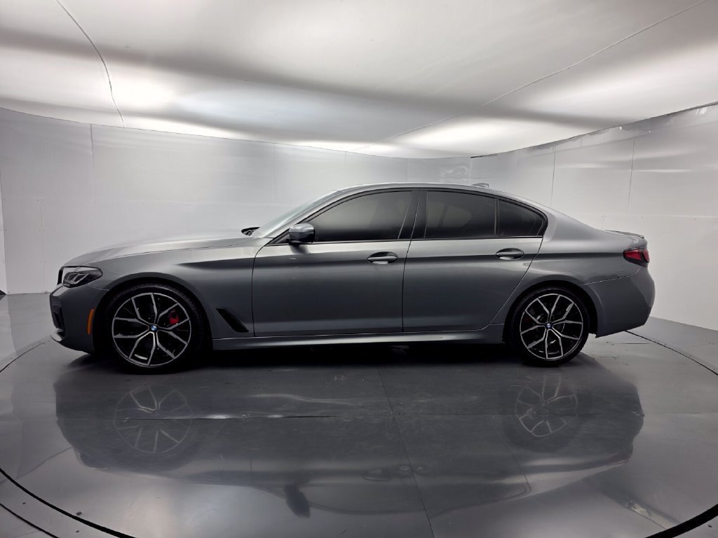 Certified 2023 BMW 530i xDrive w/ M Sport Package AWD/4WD image 7