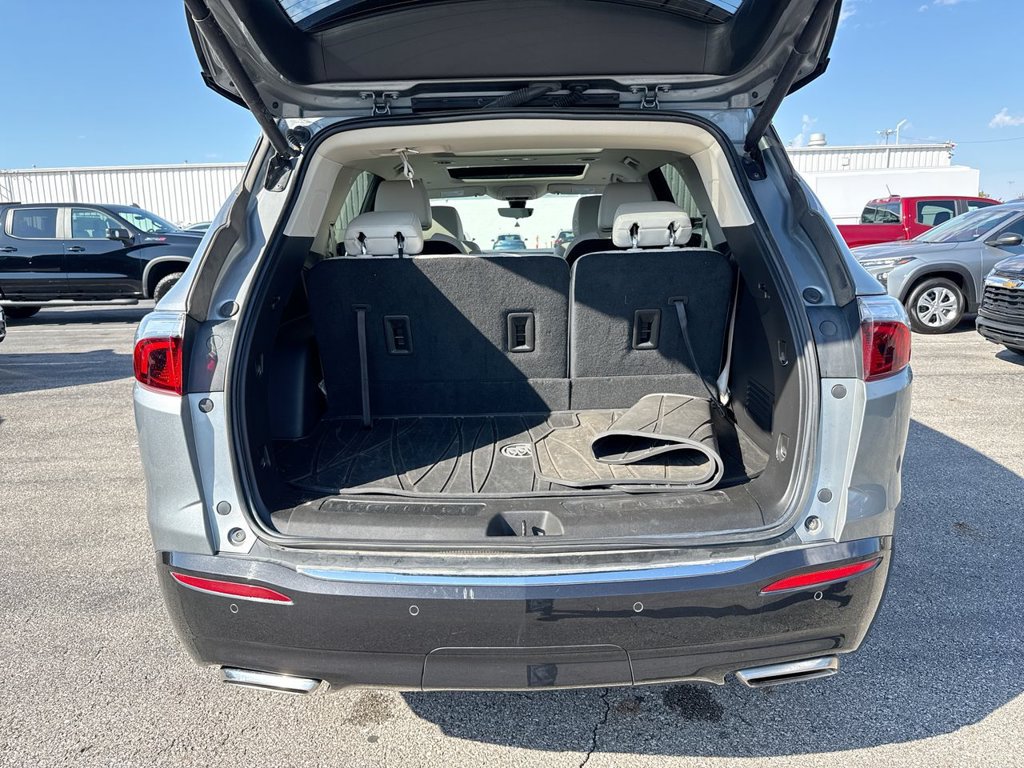 Used 2024 Buick Enclave Essence w/ Experience Buick Package AWD/4WD image 25
