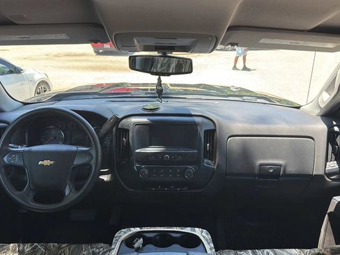Used 2018 Chevrolet Silverado 1500 W/T w/ Black Out Edition AWD/4WD image 26