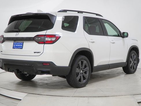 New 2026 Honda Pilot Sport image 13