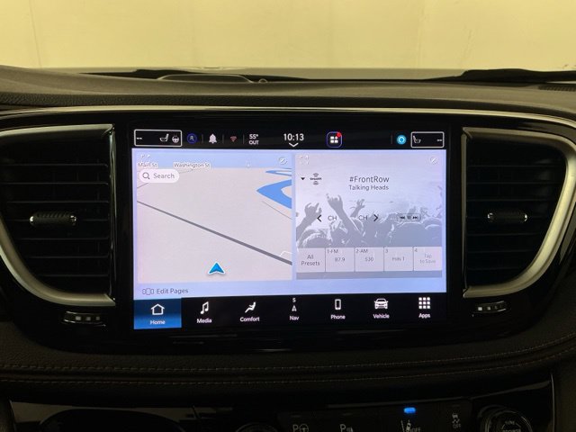 Used 2023 Chrysler Pacifica Pinnacle FWD image 23