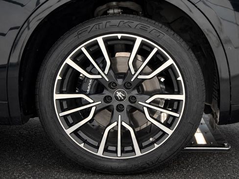 Used 2023 Maserati Grecale GT AWD/4WD image 6