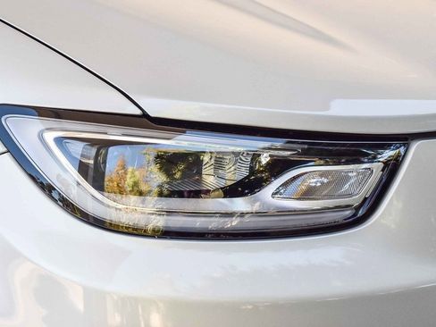 New 2026 Chrysler Pacifica Pinnacle w/ Trailer Tow Group image 8