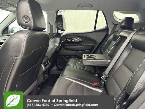 Used 2023 GMC Terrain SLT image 16